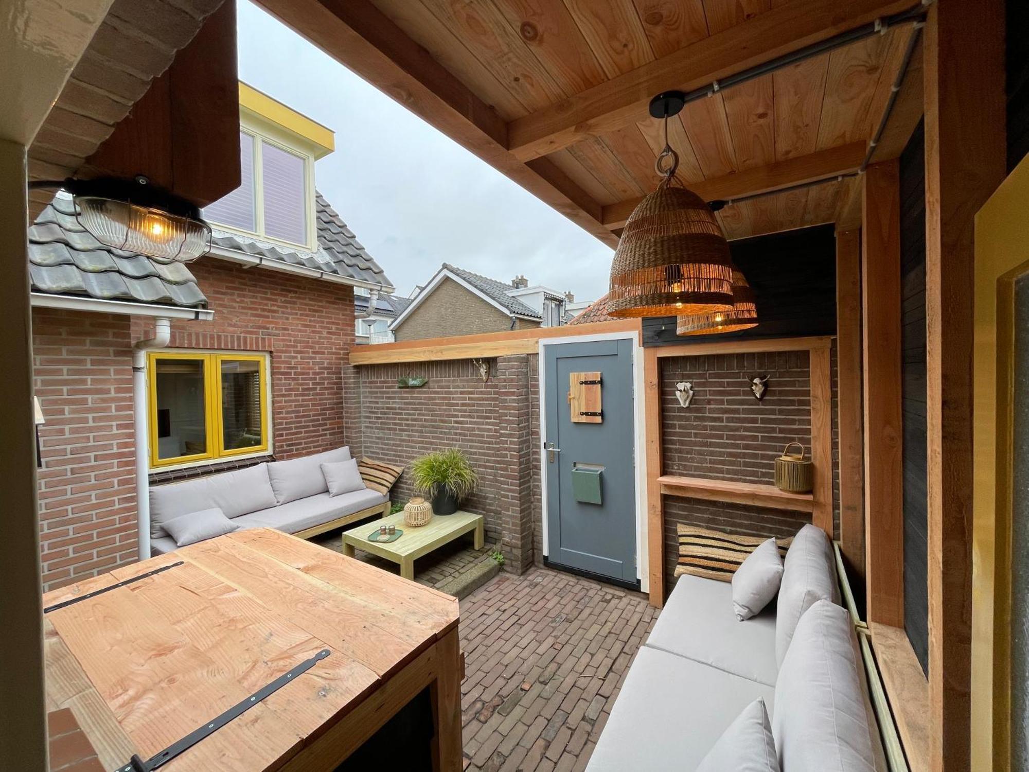 Kust4 Huis Met Sauna 에크몬드안지 외부 사진