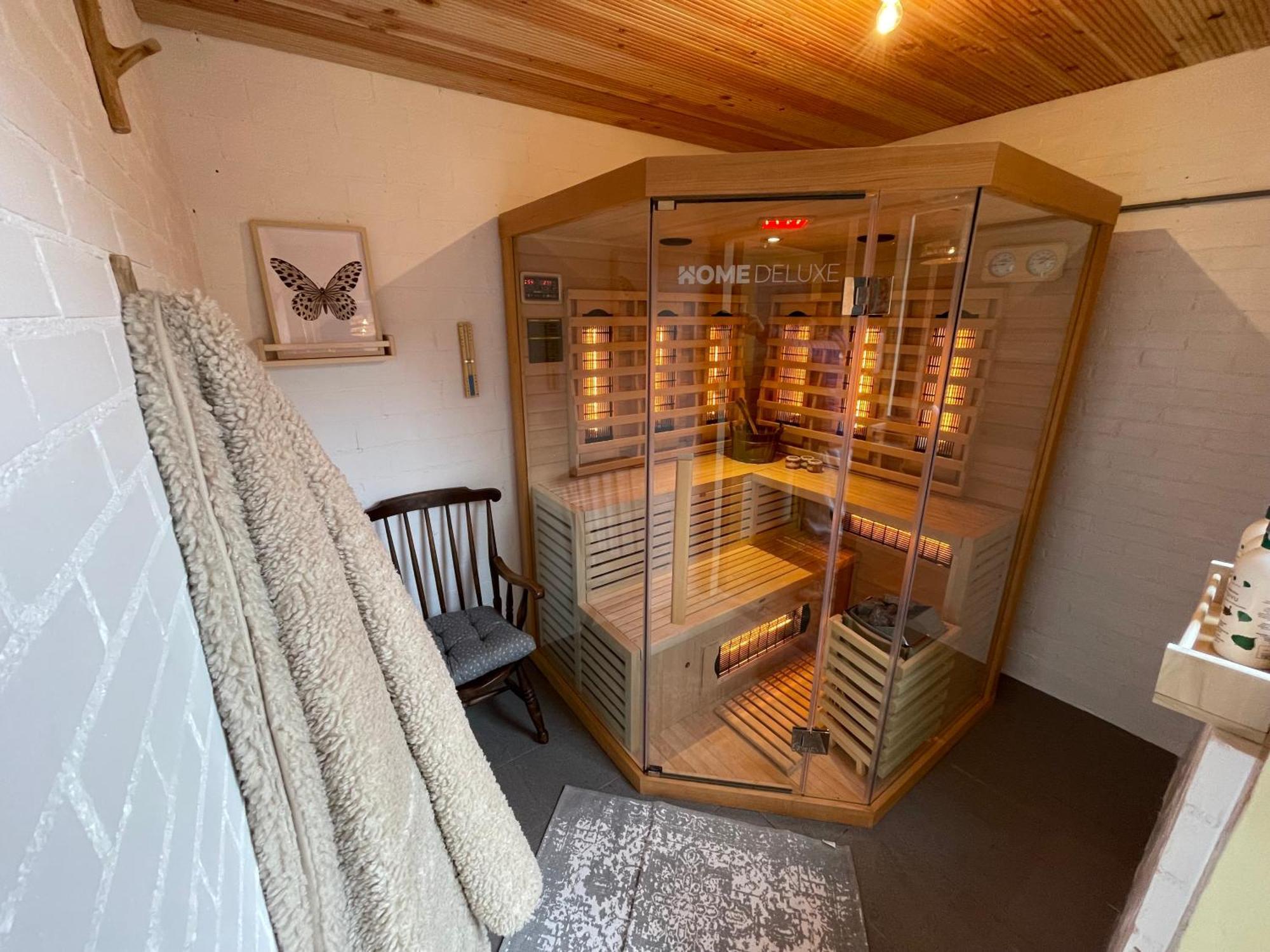 Kust4 Huis Met Sauna 에크몬드안지 외부 사진