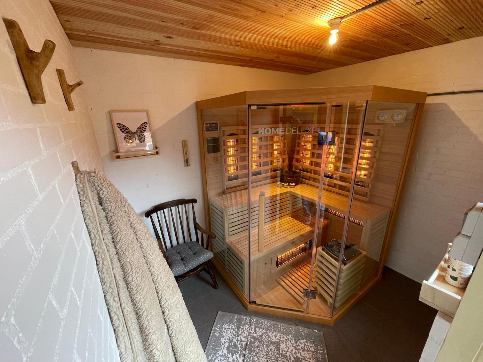 Kust4 Huis Met Sauna 에크몬드안지 외부 사진
