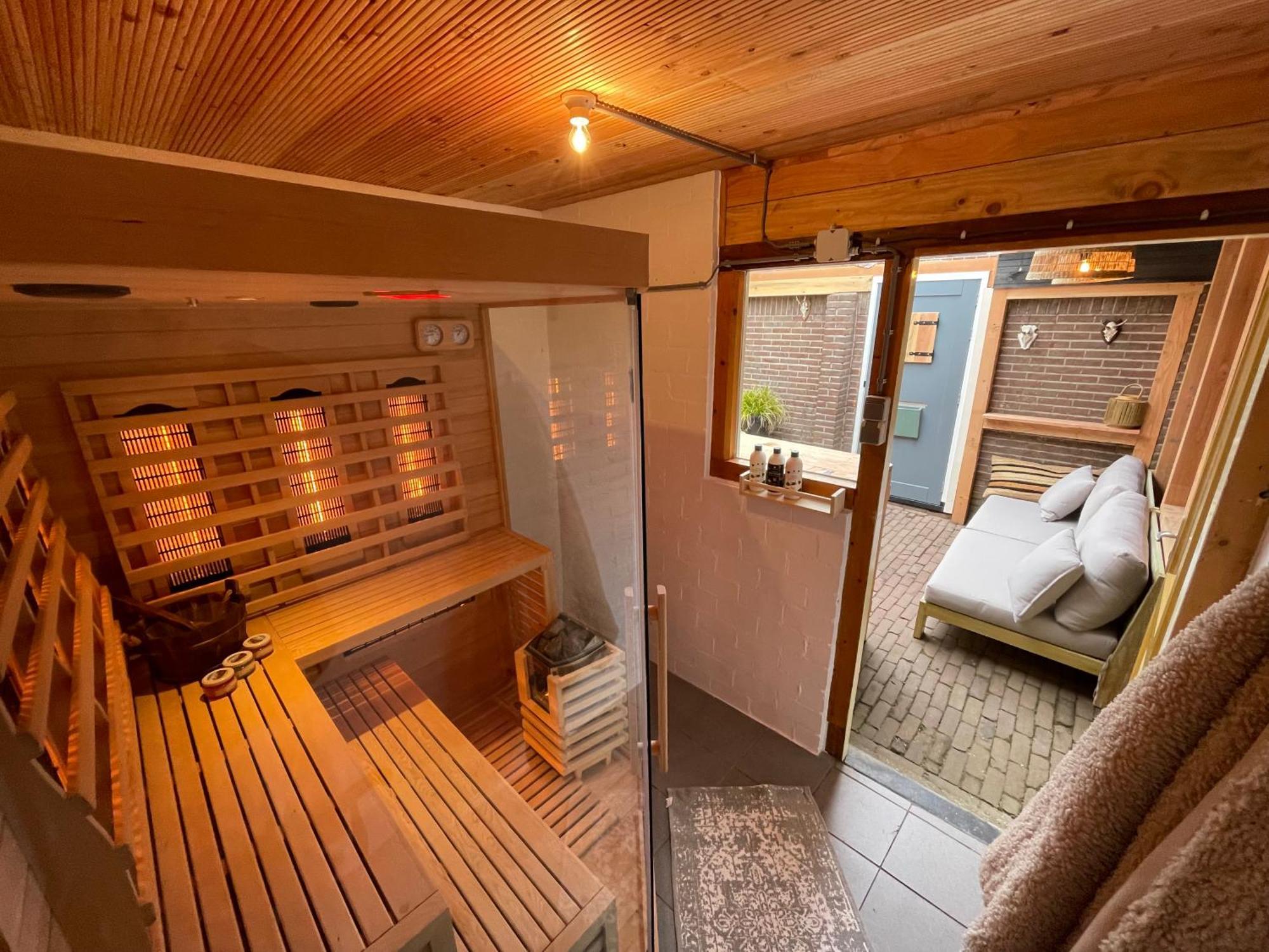 Kust4 Huis Met Sauna 에크몬드안지 외부 사진